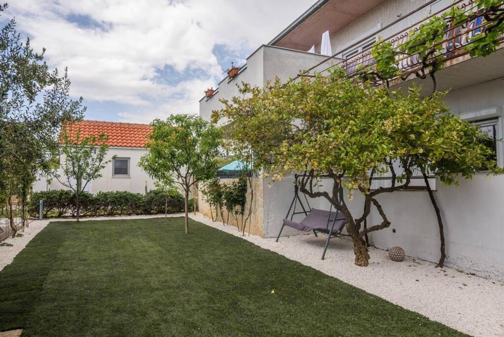 New Apartment With Pool And Jacuzzi Only For You Kastela Exterior photo